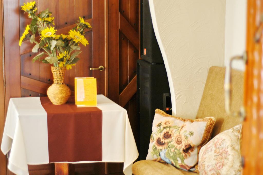 Gogol Hotel Myrhorod Εξωτερικό φωτογραφία